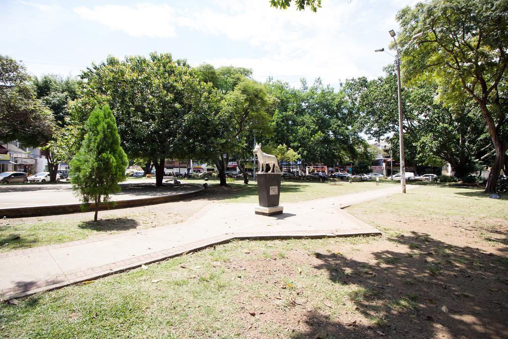 San Fernando Suite 201 - Livin Colombia Cali Exterior photo